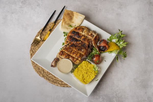 وجبة نصف فرخة مسحب على الجريل وجبة نصف فرخة مسحب على الجريل